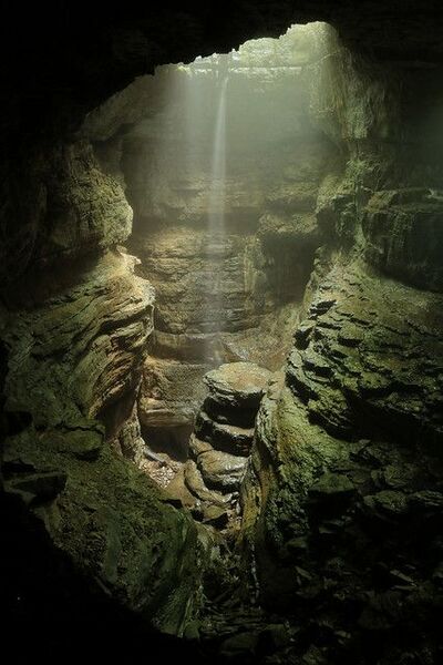 Fichier:Grotte roccheuse 2.jpg